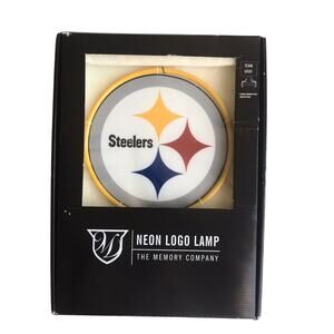 The memory company NFL Pittsburgh Steelers logo desk lamp
